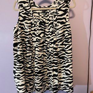 Black and white zebra print sleeveless blouse -  Size 18
